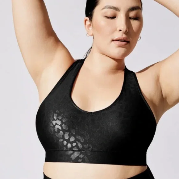 Carbon38 Action Bra 2.0 in Leopard Takara Shine - Picture 7 of 8